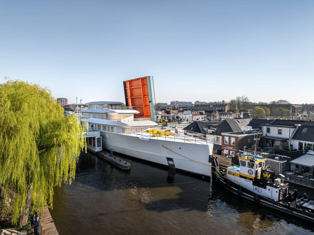 The 80.00-metres long motor yacht Project 826.